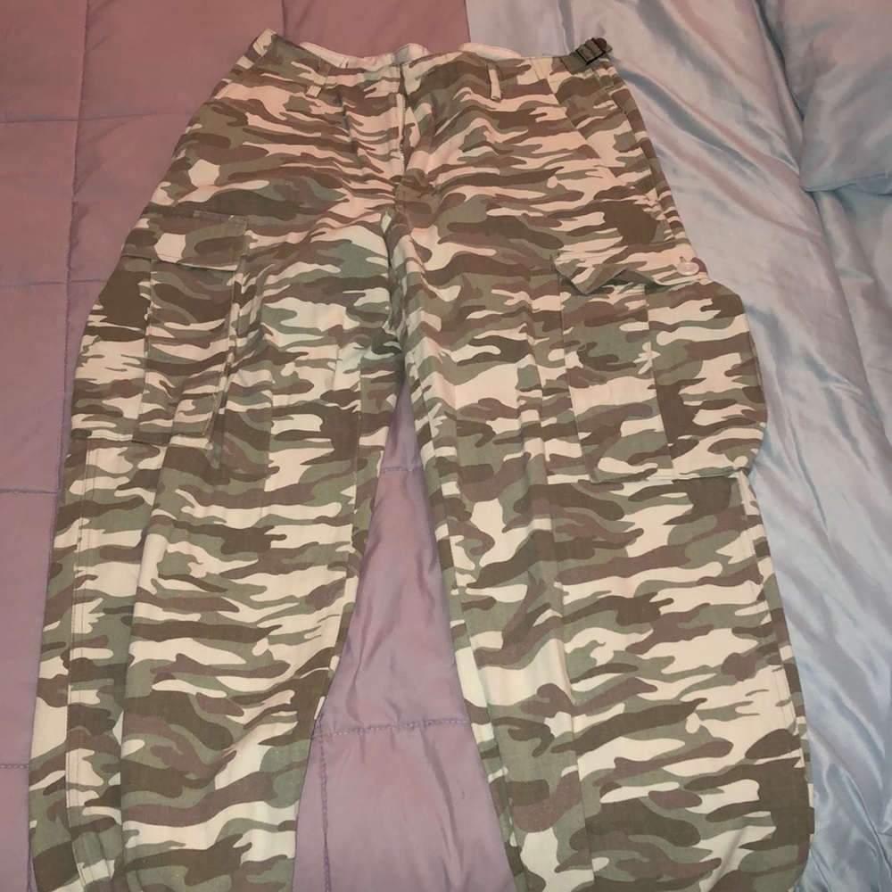 Fashion Nova camo jogger pants